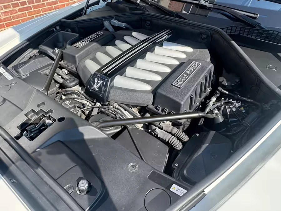 2010 Rolls-Royce Ghost 1st Gen - Image 12 of 16