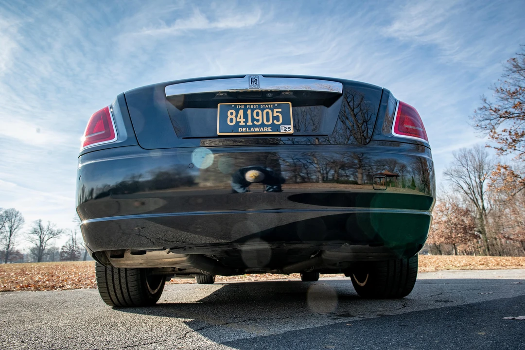 2010 Rolls-Royce Ghost 1st Gen - Image 9 of 31