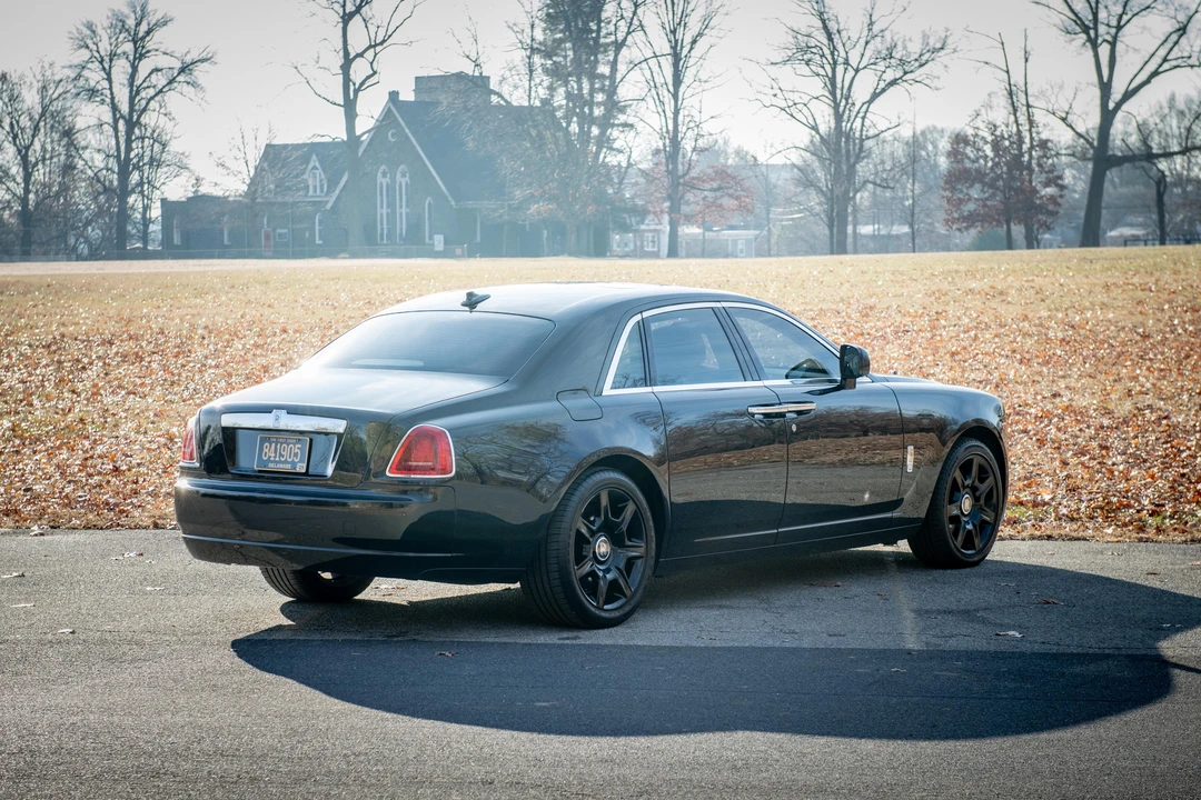 2010 Rolls-Royce Ghost 1st Gen - Image 10 of 31