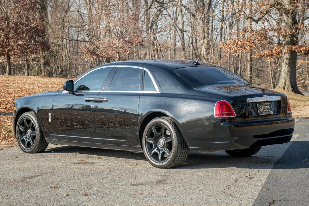 2010 Rolls-Royce Ghost 1st Gen - Image 4 of 31