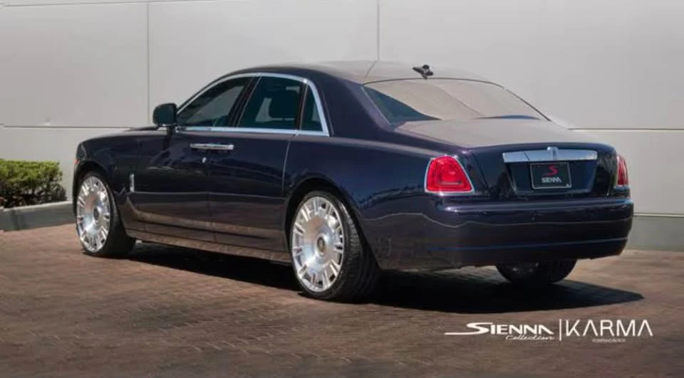 2010 Rolls-Royce Ghost 1st Gen - Image 5 of 16