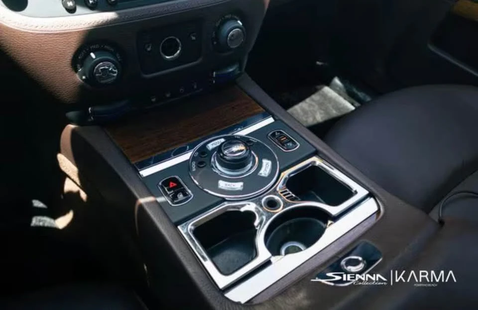 2010 Rolls-Royce Ghost 1st Gen - Image 12 of 16