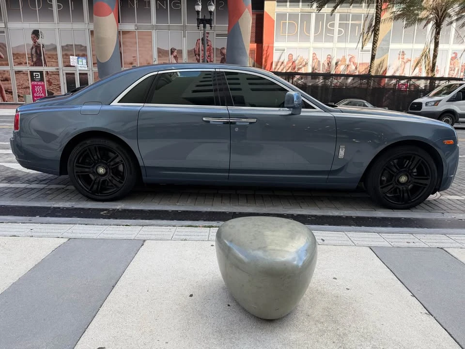 2010 Rolls-Royce Ghost 1st Gen - Image 4 of 20