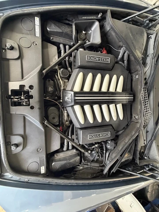 2010 Rolls-Royce Ghost 1st Gen - Image 19 of 20