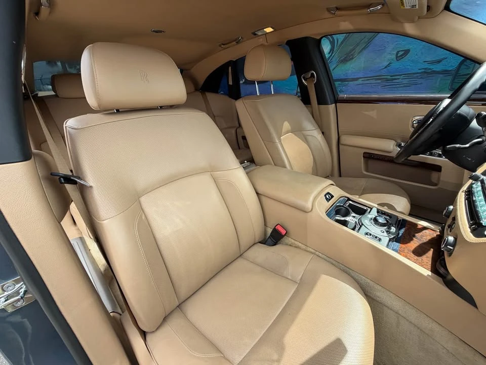 2010 Rolls-Royce Ghost 1st Gen - Image 14 of 20