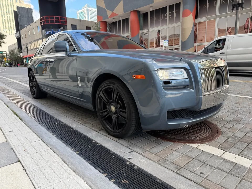 2010 Rolls-Royce Ghost 1st Gen - Image 3 of 20