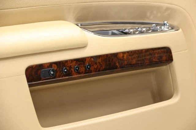 2010 Rolls-Royce Ghost 1st Gen - Image 13 of 31