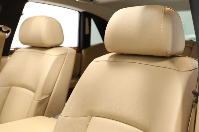 2010 Rolls-Royce Ghost 1st Gen - Image 17 of 31
