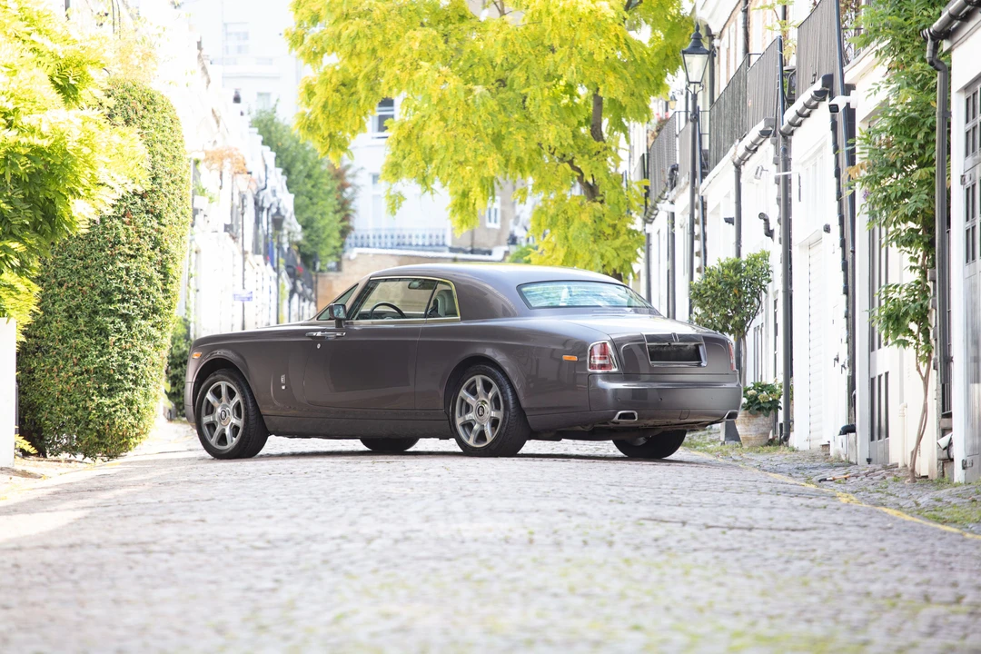2010 Rolls-Royce Phantom VII - Image 9 of 31