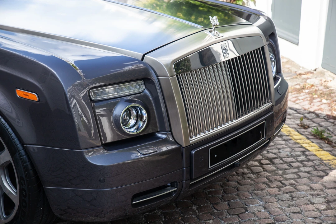 2010 Rolls-Royce Phantom VII - Image 8 of 31