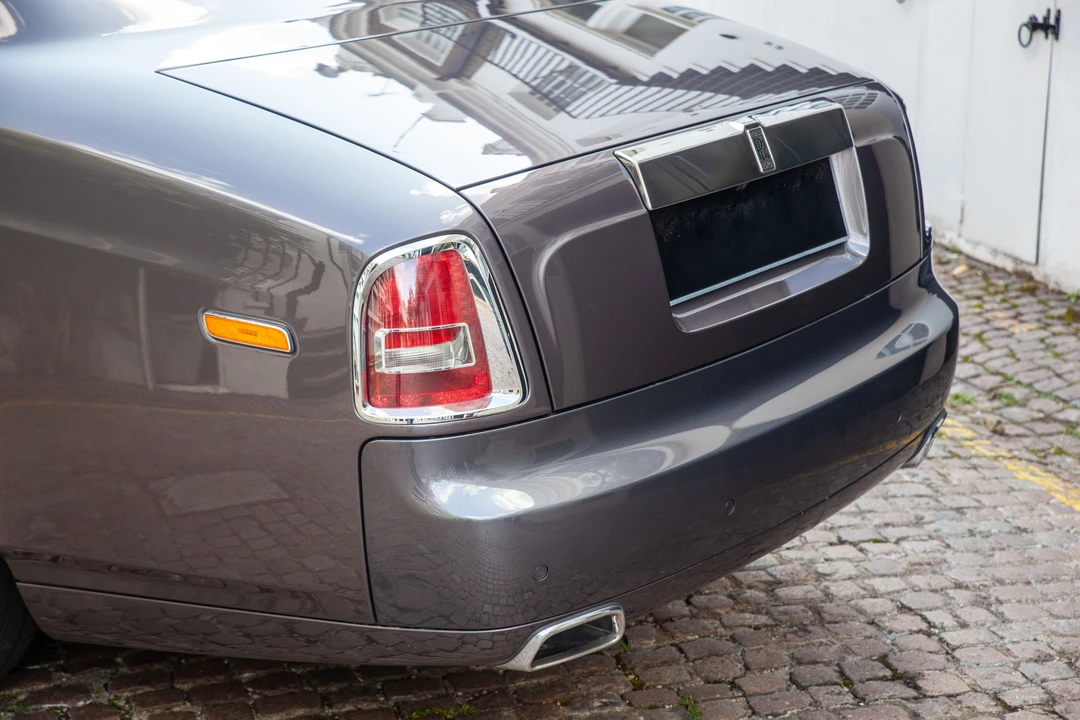 2010 Rolls-Royce Phantom VII - Image 6 of 31