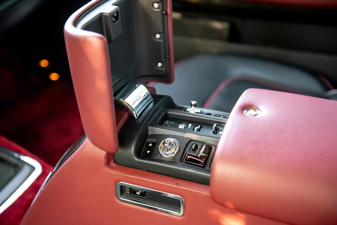 2010 Rolls-Royce Phantom VII - Image 30 of 31