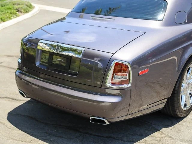 2010 Rolls-Royce Phantom VII - Image 14 of 31