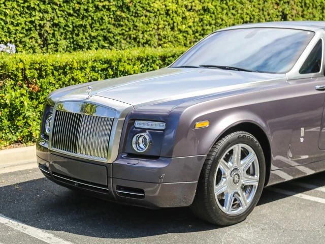 2010 Rolls-Royce Phantom VII - Image 6 of 31