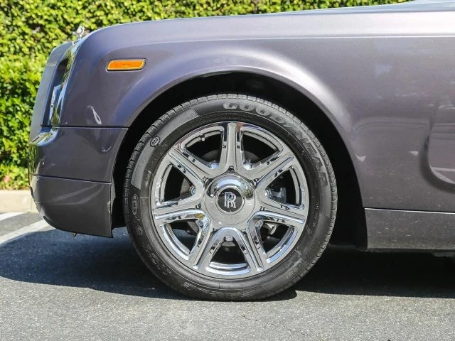 2010 Rolls-Royce Phantom VII - Image 7 of 31