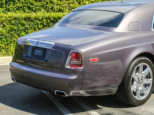 2010 Rolls-Royce Phantom VII - Image 14 of 31