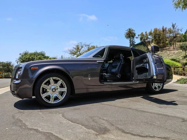 2010 Rolls-Royce Phantom VII - Image 28 of 31