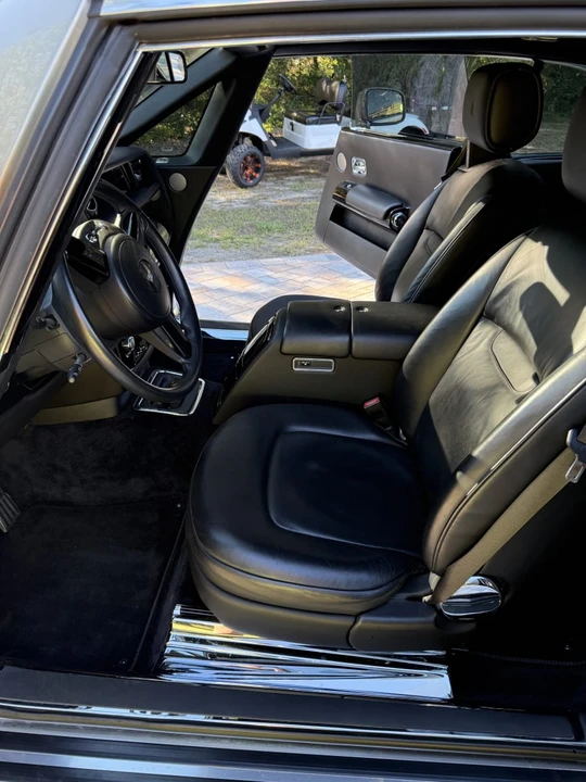 2010 Rolls-Royce Phantom VII - Image 5 of 7
