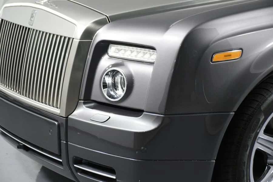 2010 Rolls-Royce Phantom VII - Image 9 of 31