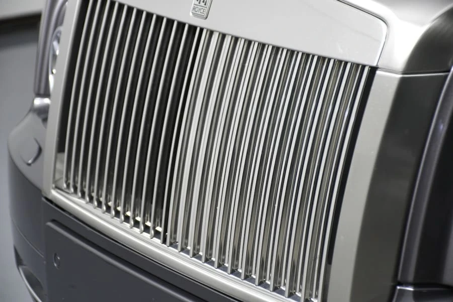 2010 Rolls-Royce Phantom VII - Image 19 of 31