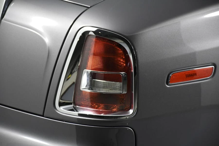 2010 Rolls-Royce Phantom VII - Image 27 of 31