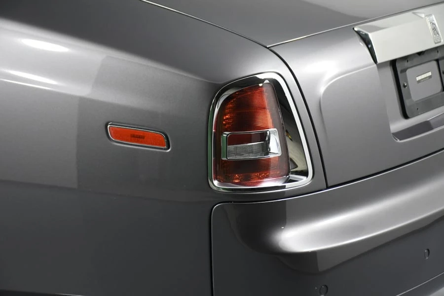 2010 Rolls-Royce Phantom VII - Image 23 of 31