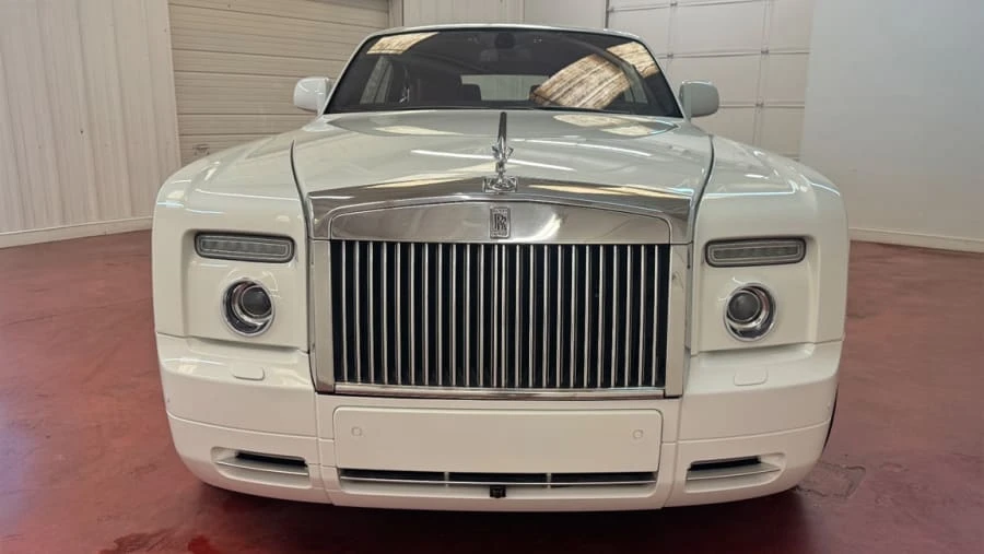 2010 Rolls-Royce Phantom VII - Image 2 of 18