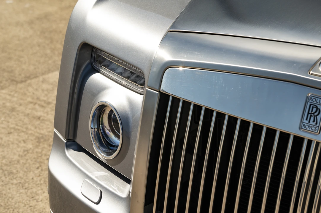 2010 Rolls-Royce Phantom VII - Image 13 of 31