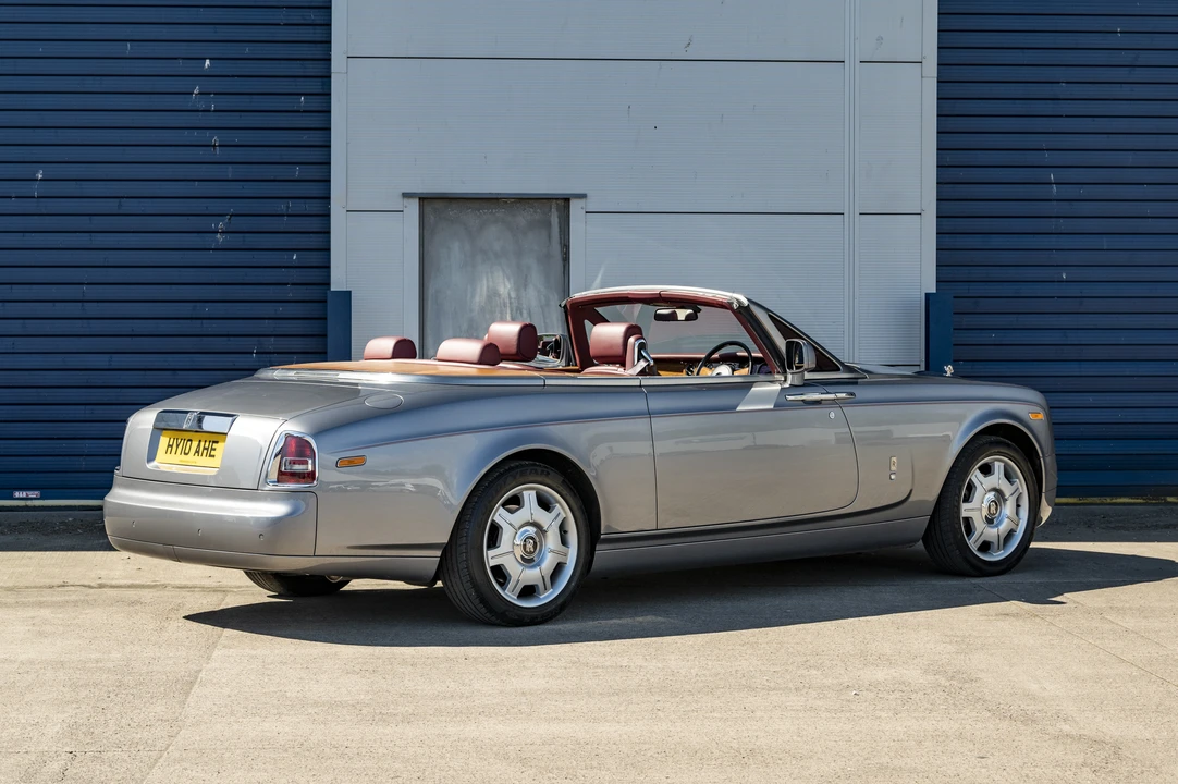 2010 Rolls-Royce Phantom VII - Image 5 of 31
