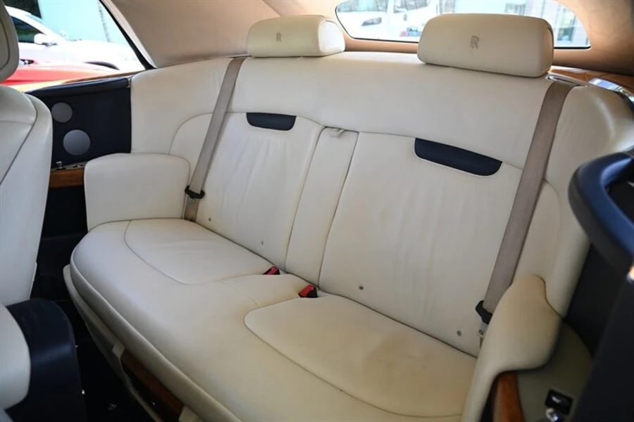 2010 Rolls-Royce Phantom VII - Image 11 of 16