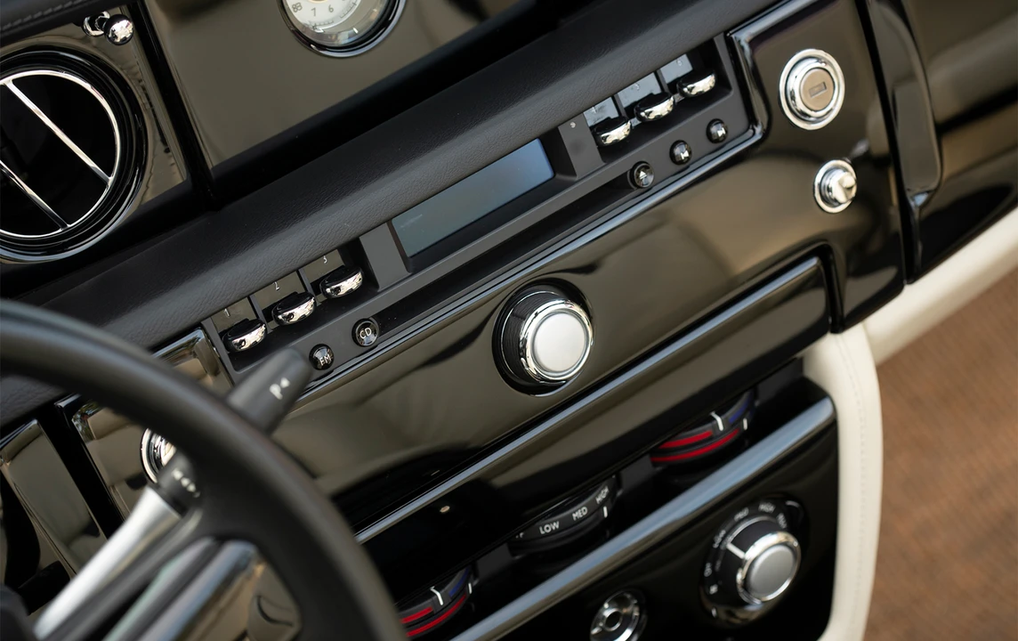 2010 Rolls-Royce Phantom VII - Image 26 of 31