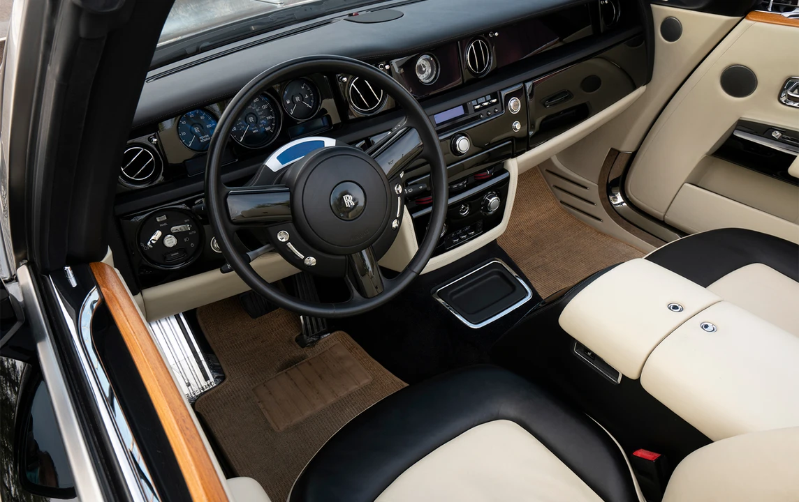 2010 Rolls-Royce Phantom VII - Image 21 of 31