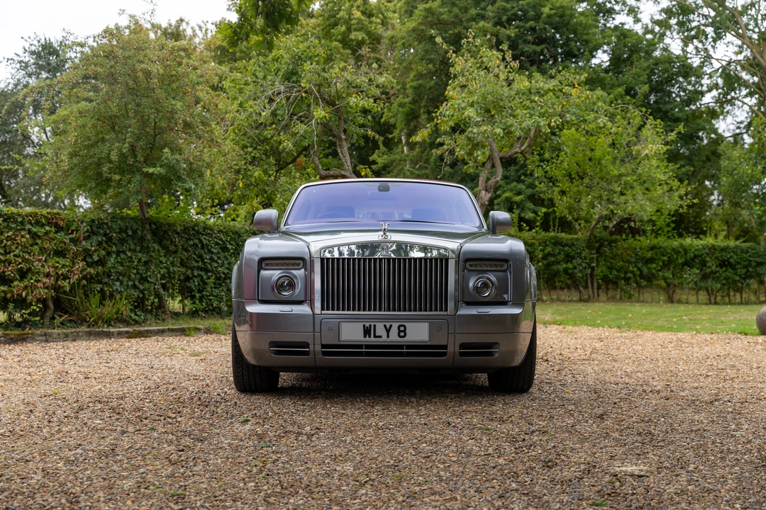 2010 Rolls-Royce Phantom VII - Image 2 of 31