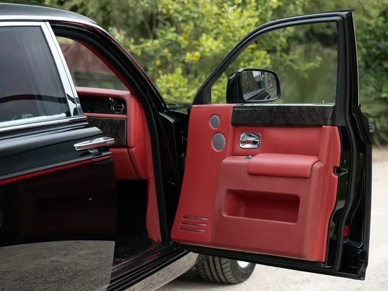 2010 Rolls-Royce Phantom VII - Image 25 of 31