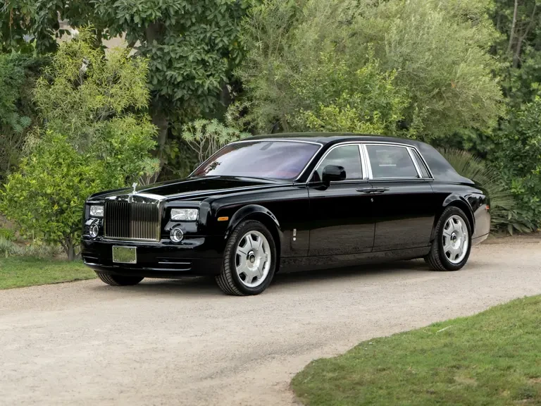 2010 Rolls-Royce Phantom VII - Image 2 of 31