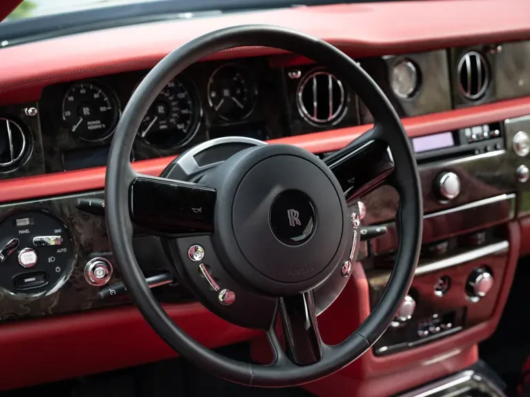 2010 Rolls-Royce Phantom VII - Image 11 of 31