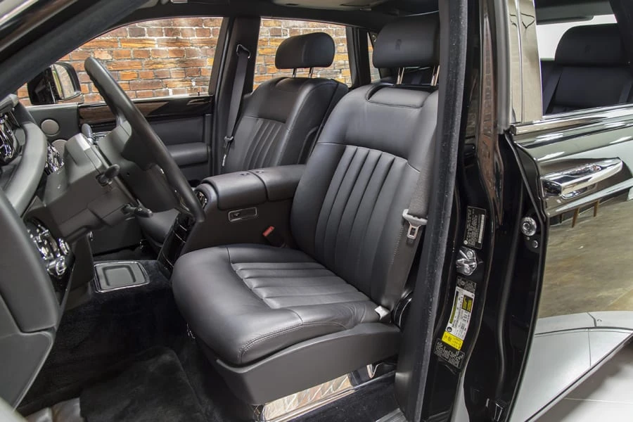 2010 Rolls-Royce Phantom VII - Image 3 of 8