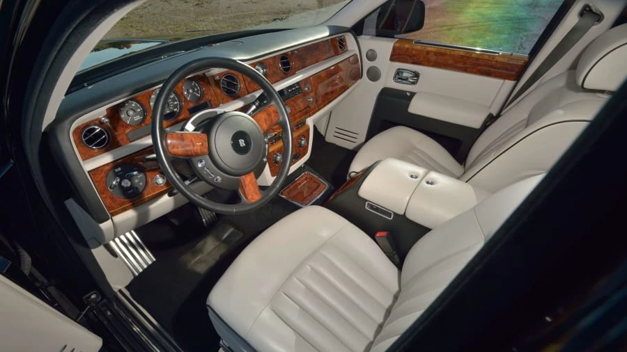 2010 Rolls-Royce Phantom VII - Image 4 of 31