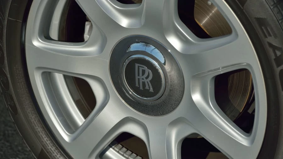 2010 Rolls-Royce Phantom VII - Image 15 of 31