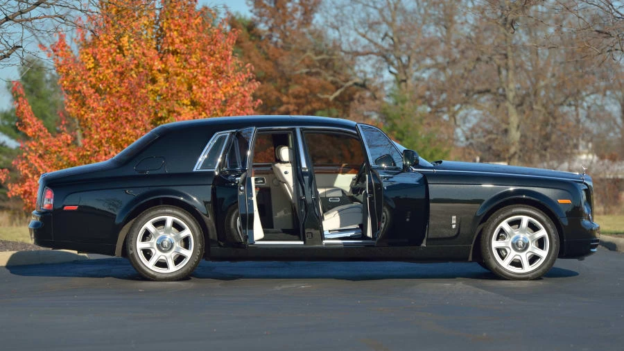 2010 Rolls-Royce Phantom VII - Image 29 of 31