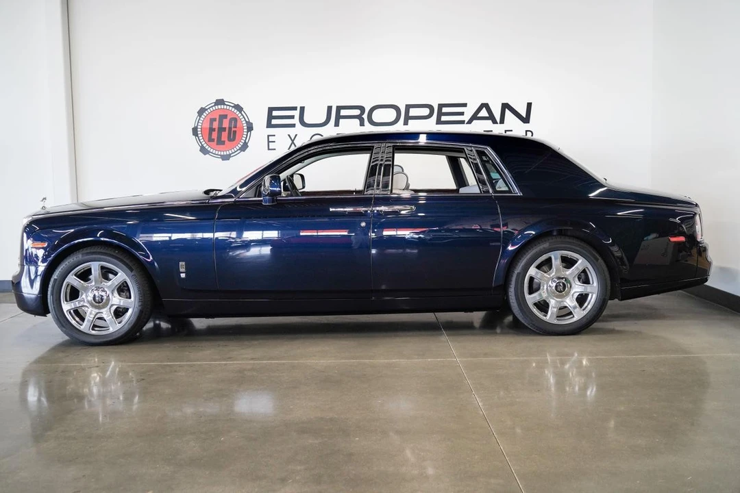 2010 Rolls-Royce Phantom VII - Image 7 of 21