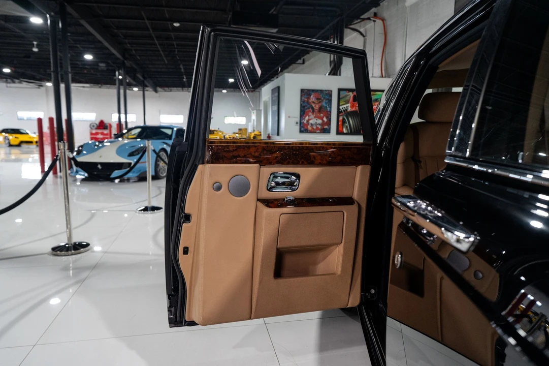 2010 Rolls-Royce Phantom - Image 30 of 31