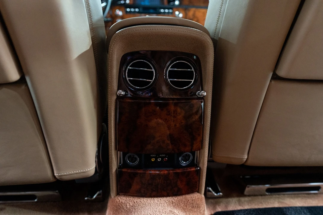 2010 Rolls-Royce Phantom - Image 15 of 31