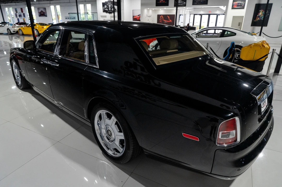 2010 Rolls-Royce Phantom - Image 5 of 31