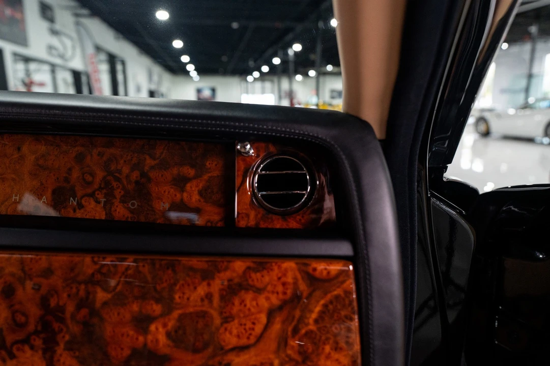 2010 Rolls-Royce Phantom - Image 27 of 31