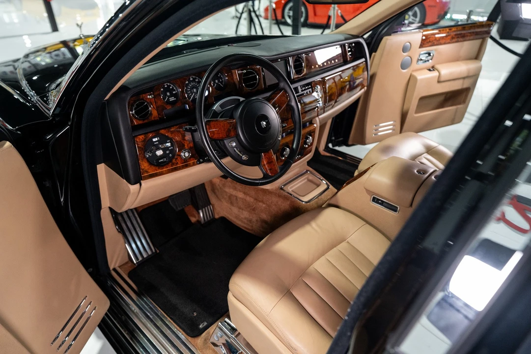2010 Rolls-Royce Phantom - Image 9 of 31