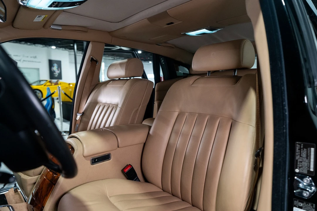 2010 Rolls-Royce Phantom - Image 10 of 31