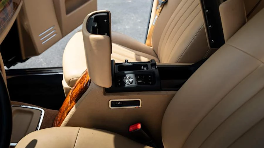 2010 Rolls-Royce Phantom VII - Image 19 of 25