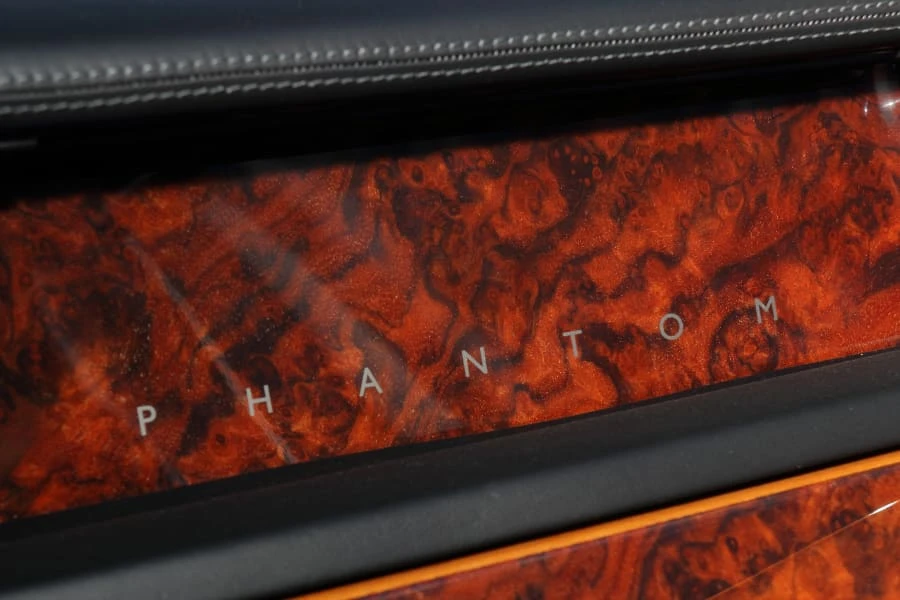 2010 Rolls-Royce Phantom VII - Image 28 of 31