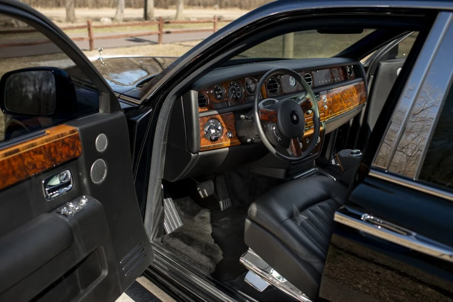 2010 Rolls-Royce Phantom VII - Image 19 of 31